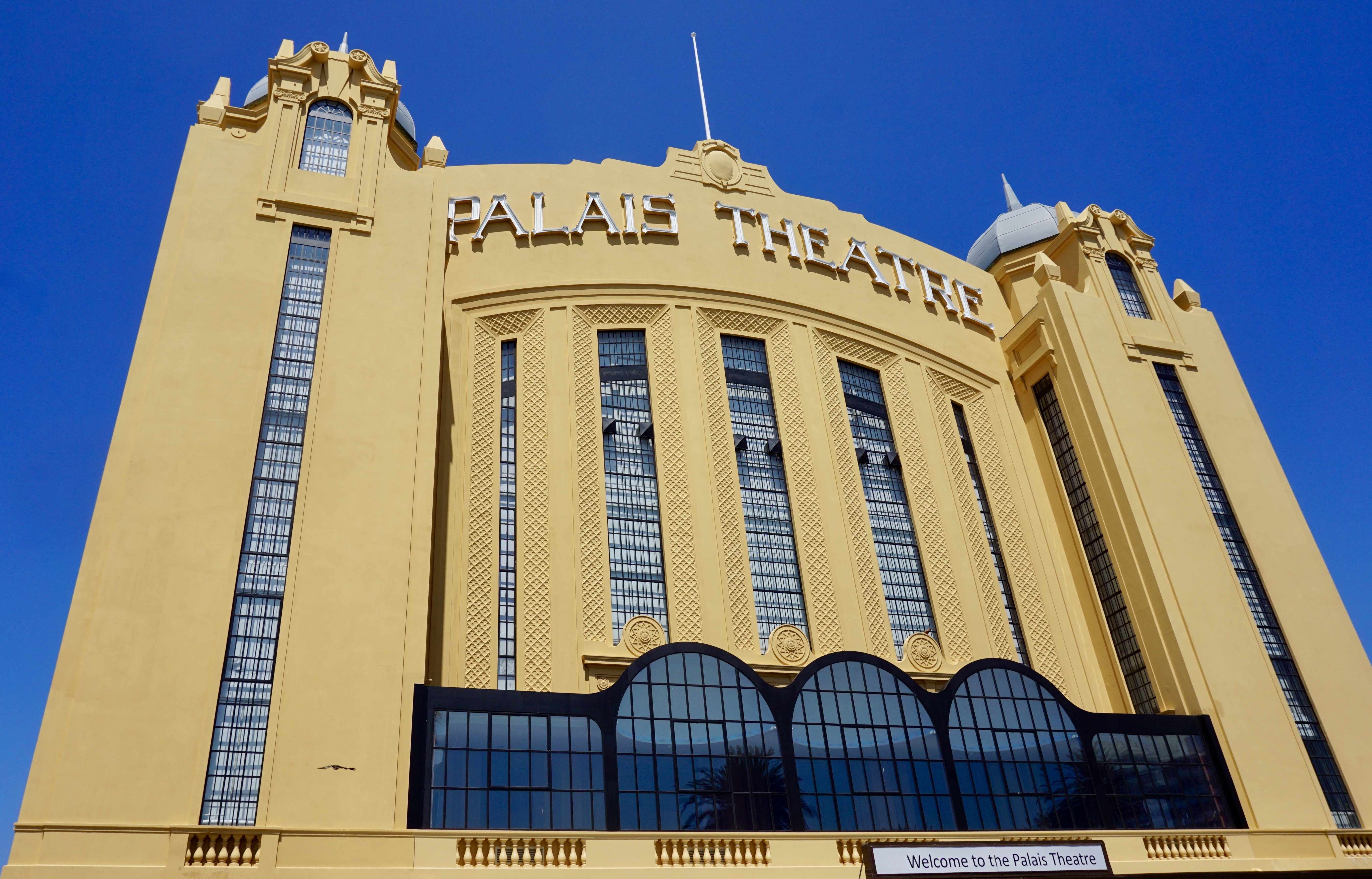 팔레 극장 (Palais Theatre)